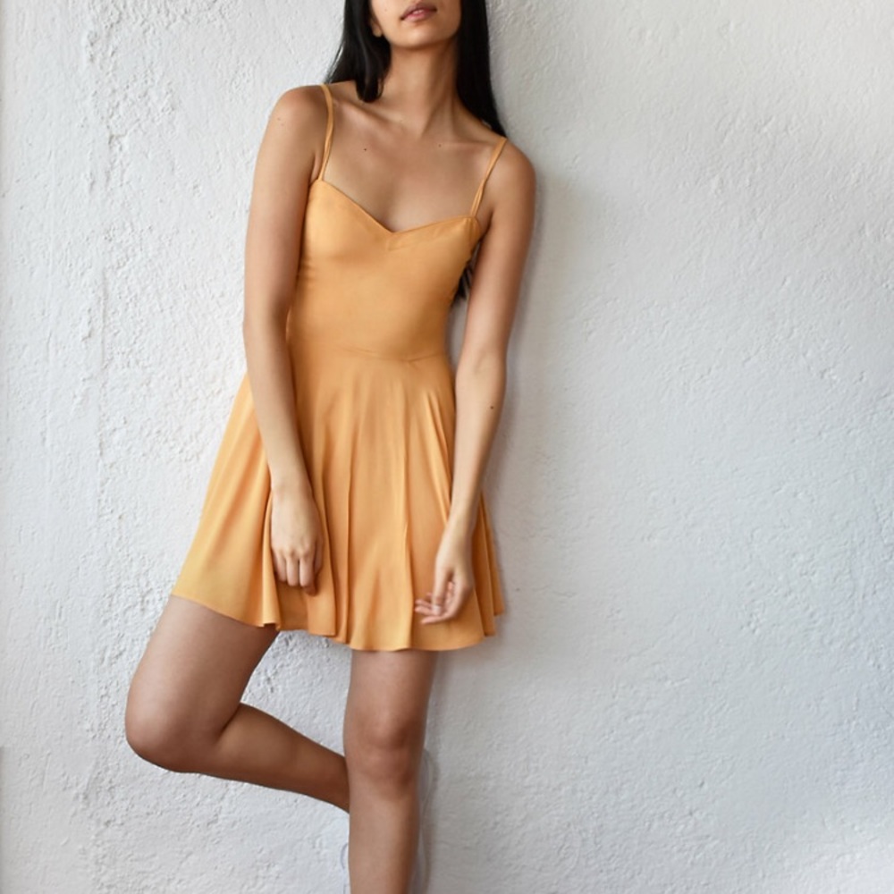 Aritzia Talula Lipinski Dress in Purple - Picture 4 of 9